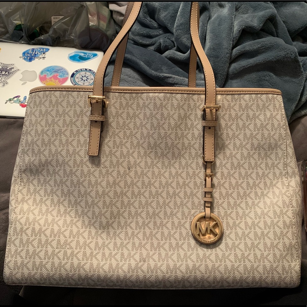 Michael Kors purse